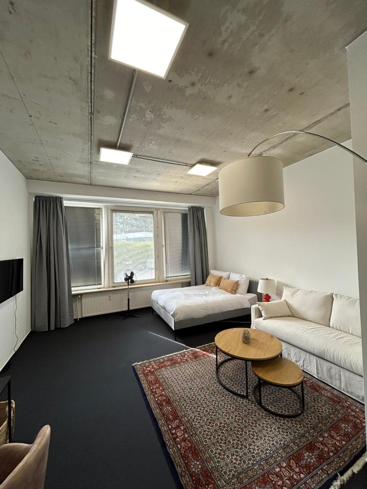 35 Qm Grosses Apartment Mit Eigenem Badezimmer In Den Elbvororten Hamburg Exterior foto