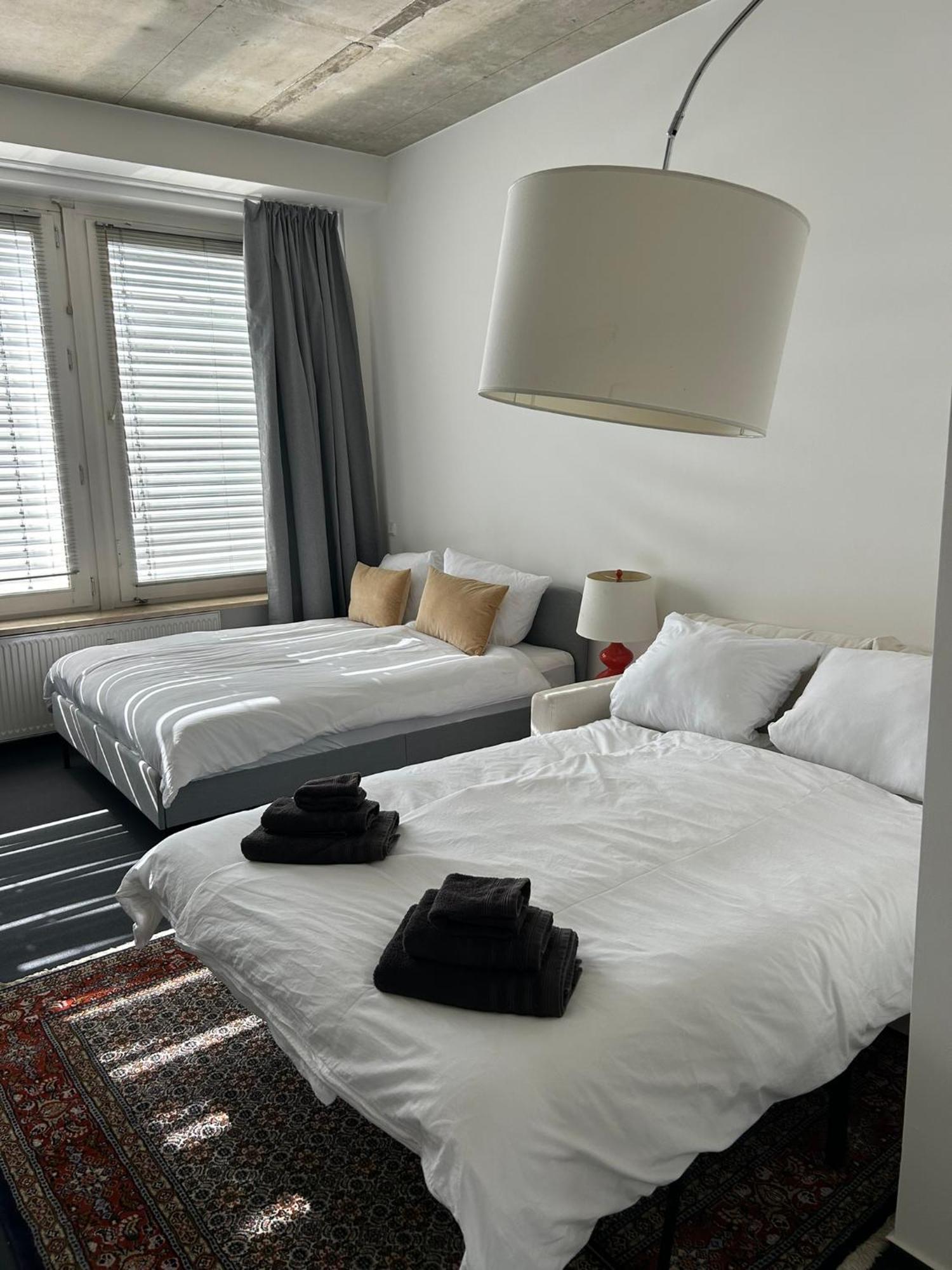35 Qm Grosses Apartment Mit Eigenem Badezimmer In Den Elbvororten Hamburg Exterior foto